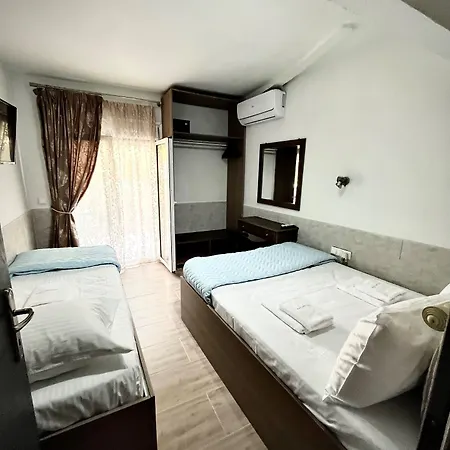 Grecian Sea بيت ضيافة 3*