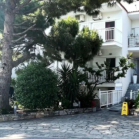 Grecian Sea بيت ضيافة يميناريا