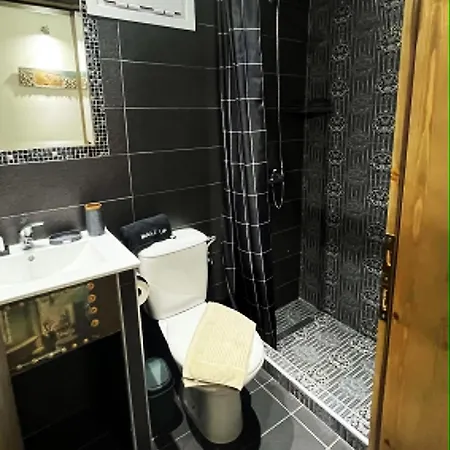 بيت ضيافة Grecian Sea 3*